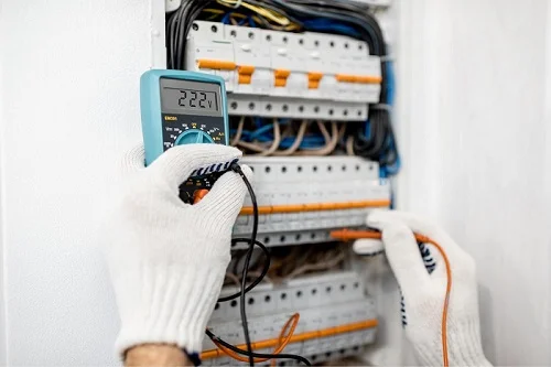 electrician fresno california testing electrical panel